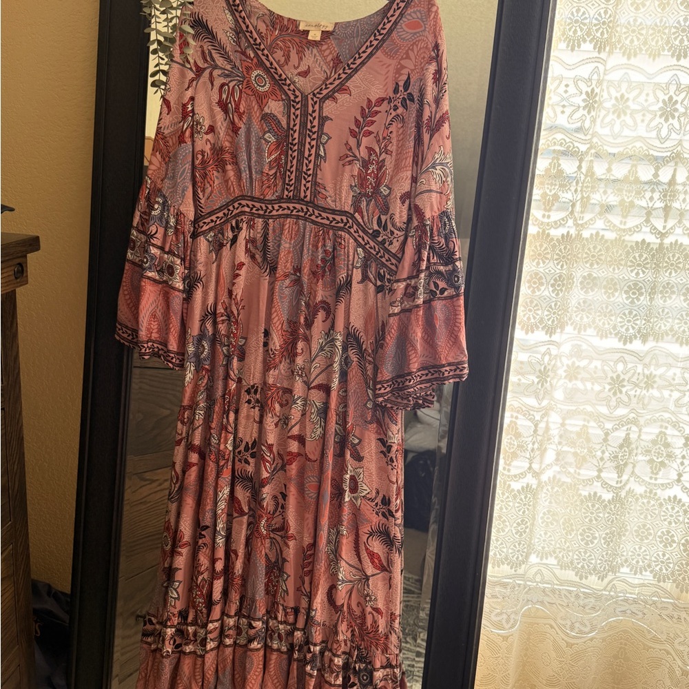Bohemian Floral Maxi Dress in Pink